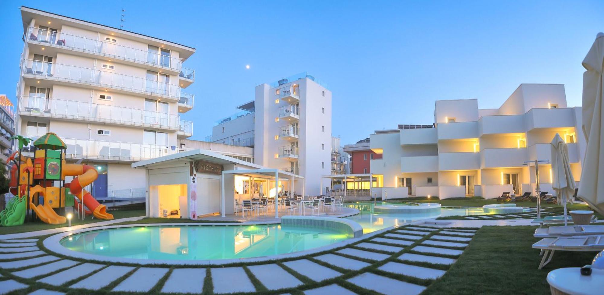 Marina Junior Suite 4 Stelle S Каорле Екстер'єр фото