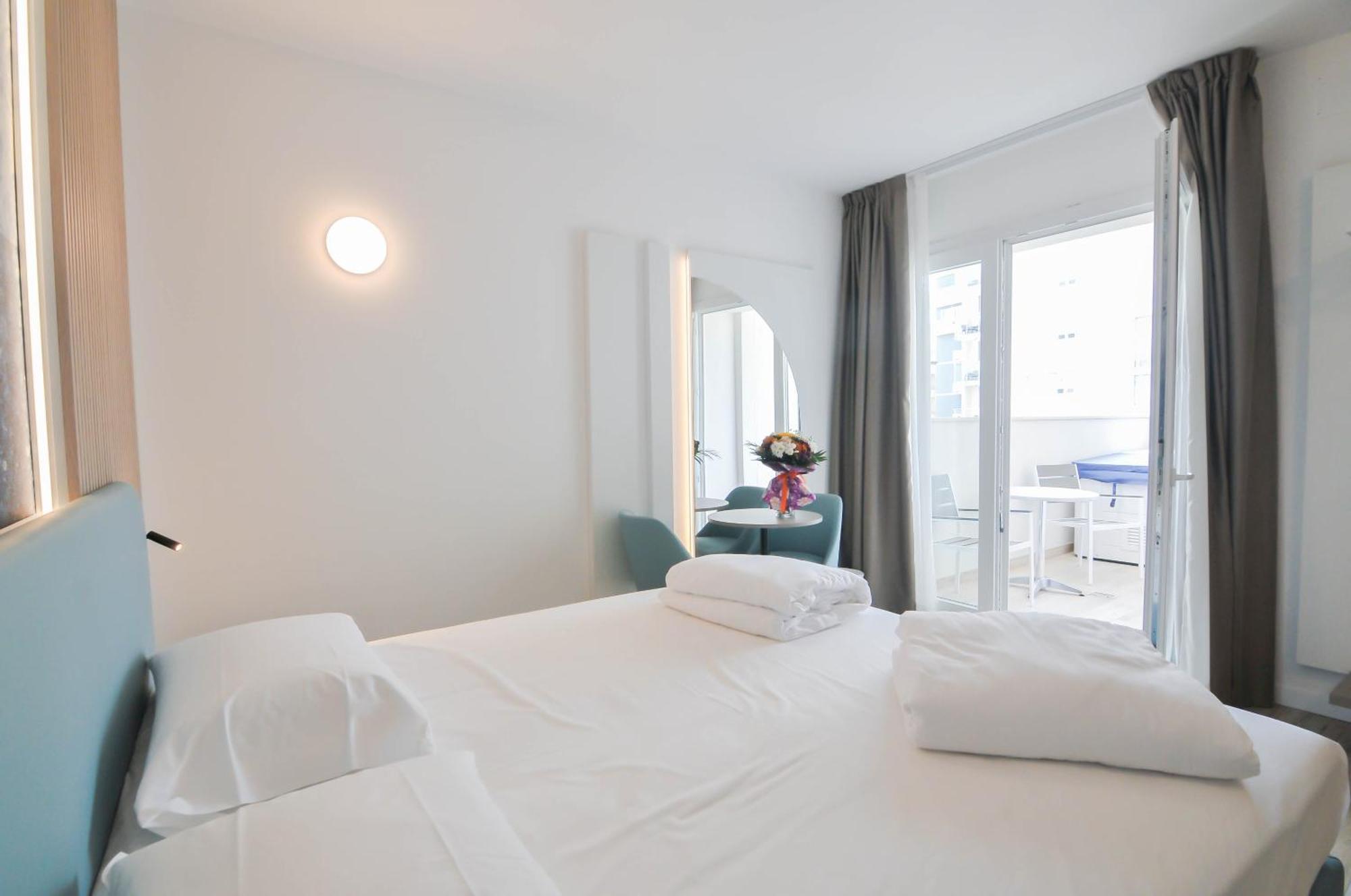 Marina Junior Suite 4 Stelle S Каорле Екстер'єр фото