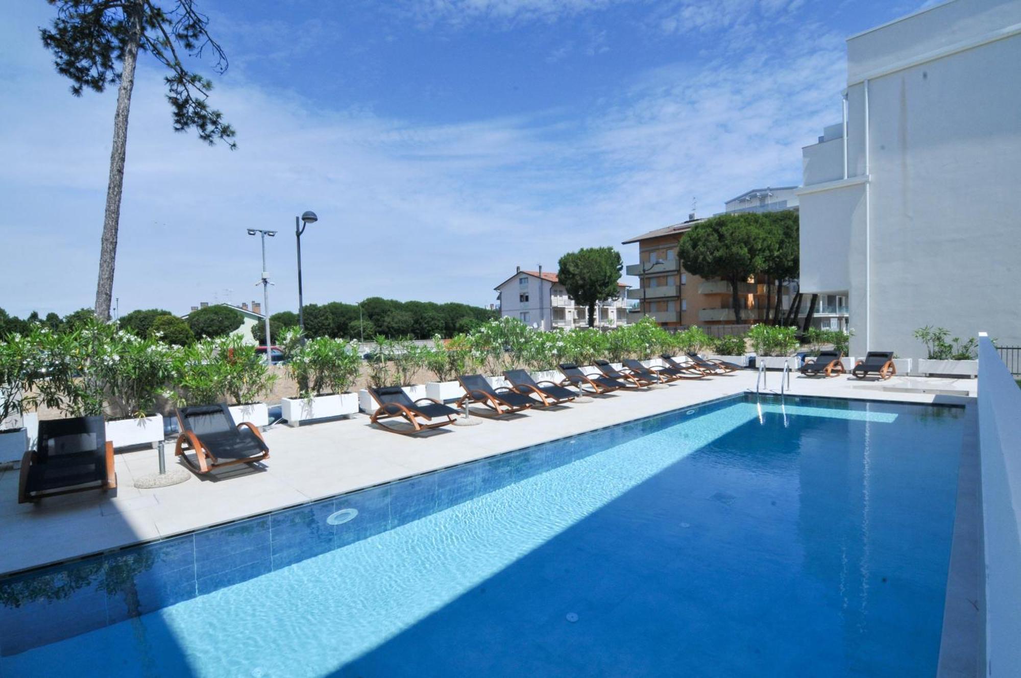 Marina Junior Suite 4 Stelle S Каорле Екстер'єр фото